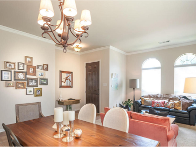 Dining Room（ゲストダイニング）